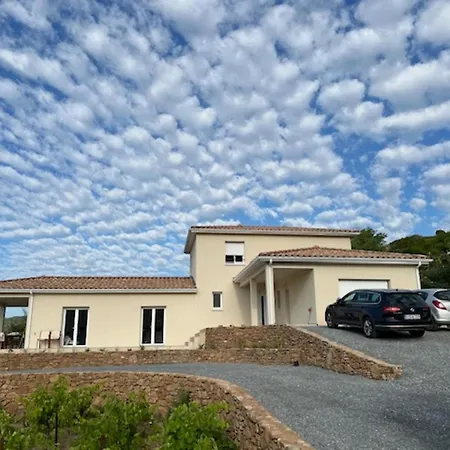 L'esquirol With View And Pool , Cleaning Included