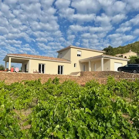 L'esquirol With View And Pool , Cleaning Included